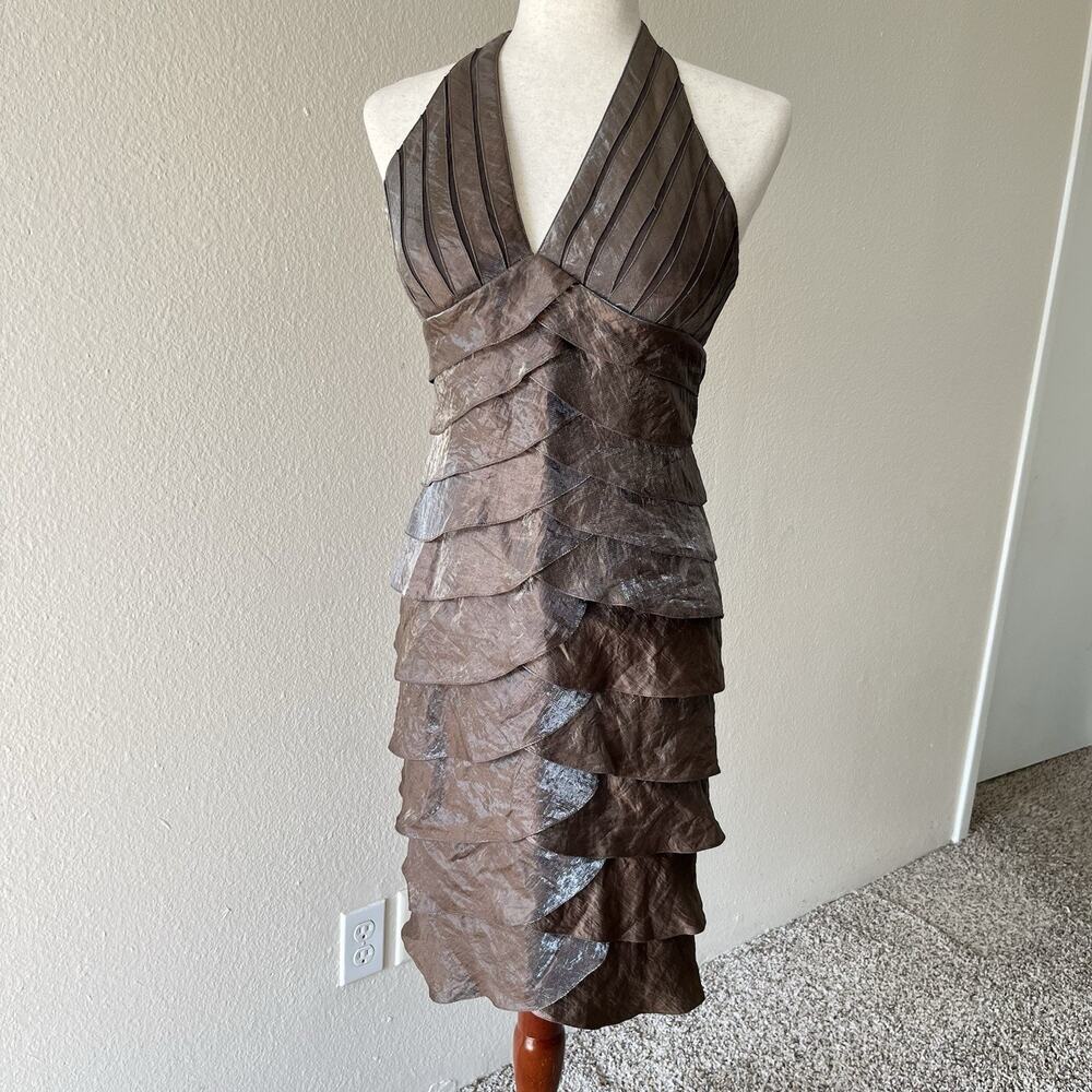 Cach’e Metallic Layers And Layers Form Fitting Halter Dress SZ 4